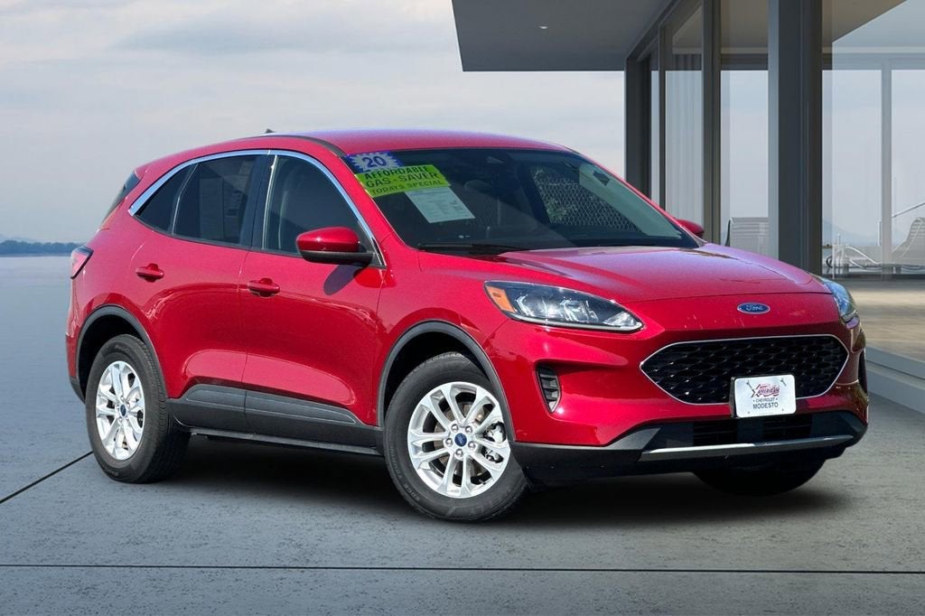 2020 Ford Escape SE