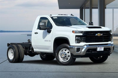 2025 Chevrolet Silverado 3500 HD Chassis Cab Work Truck