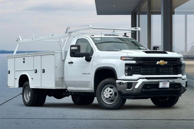 2025 Chevrolet Silverado 3500 HD Chassis Cab Work Truck