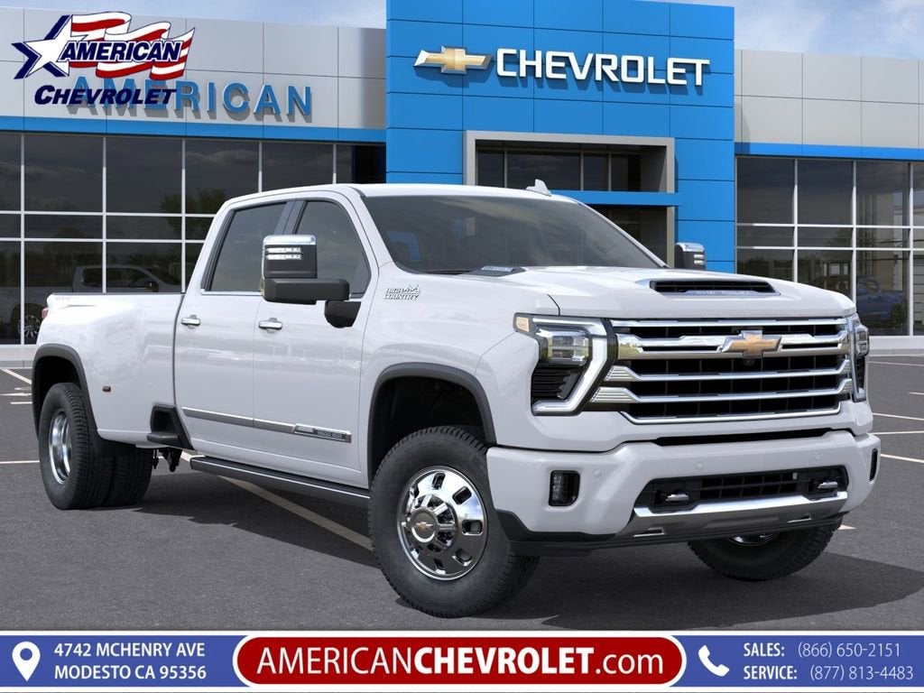 2026 Chevrolet Silverado HD High Country 4WD Crew Cab Long Box DRW's photo