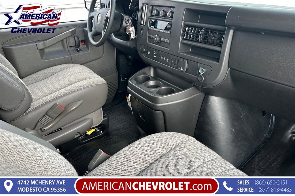 2025 Chevrolet Express Cargo 2500 WT
