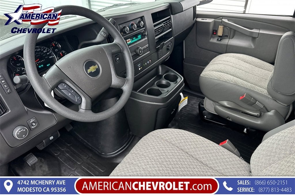 2025 Chevrolet Express Cargo 2500 WT