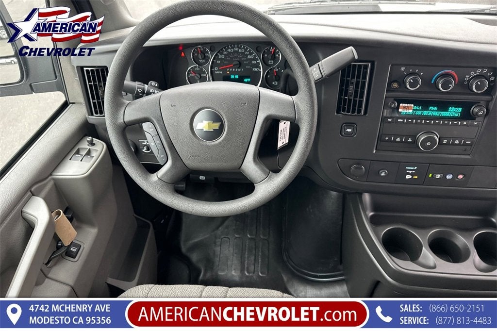 2025 Chevrolet Express Cargo 2500 WT