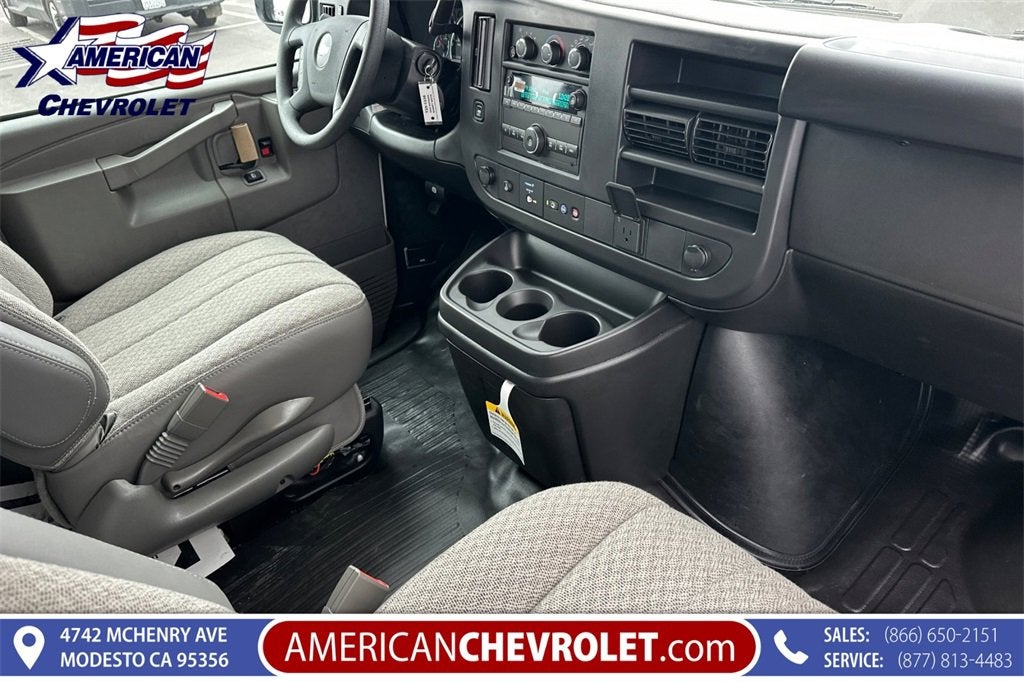 2025 Chevrolet Express Cargo 2500 WT