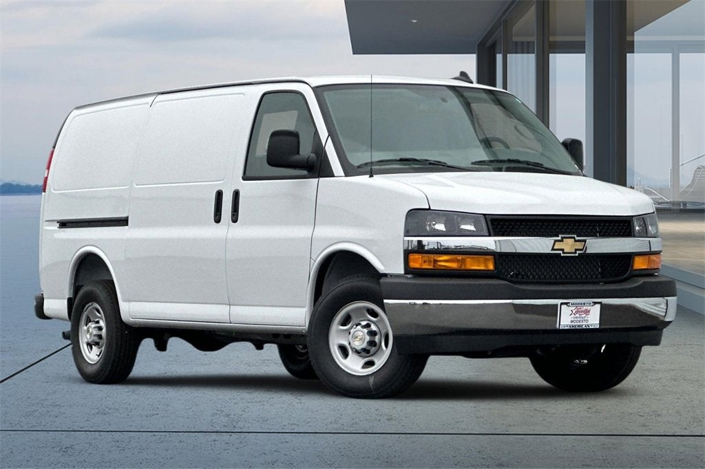 2025 Chevrolet Express Cargo 2500 WT