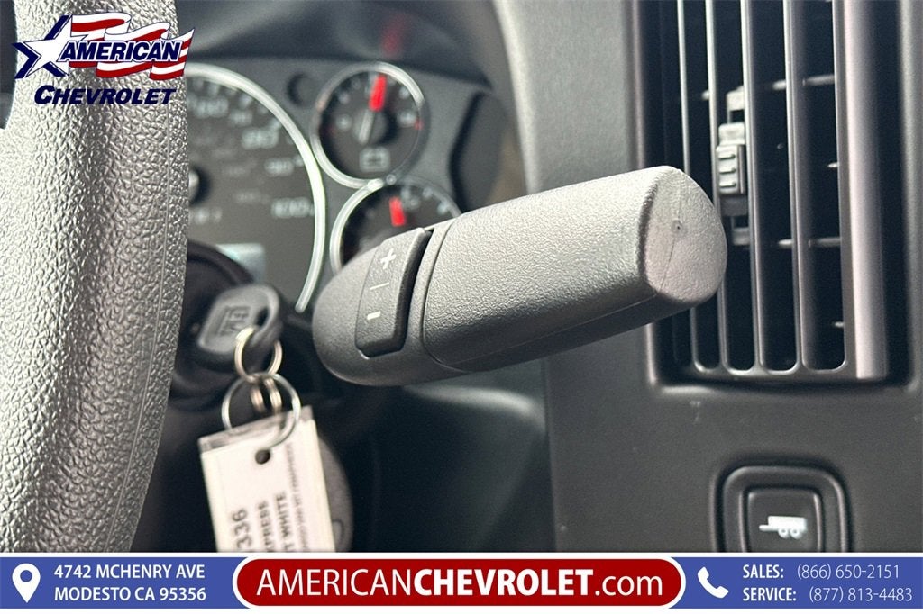 2025 Chevrolet Express Cargo 2500 WT