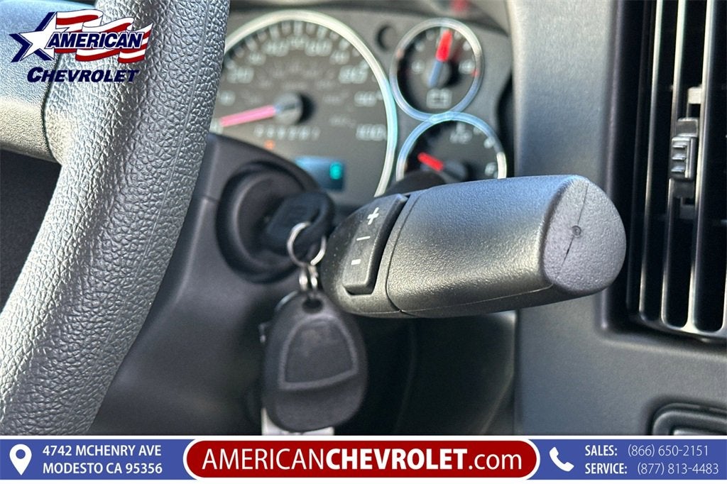 2025 Chevrolet Express Cargo 2500 WT