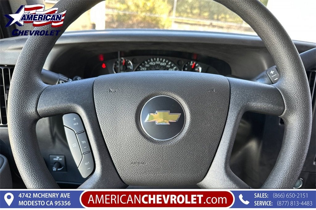 2025 Chevrolet Express Cargo 2500 WT