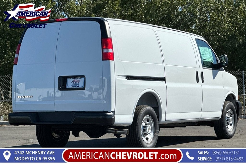 2025 Chevrolet Express Cargo 2500 WT