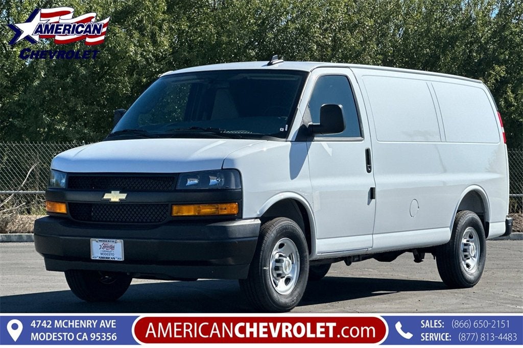 2025 Chevrolet Express Cargo 2500 WT