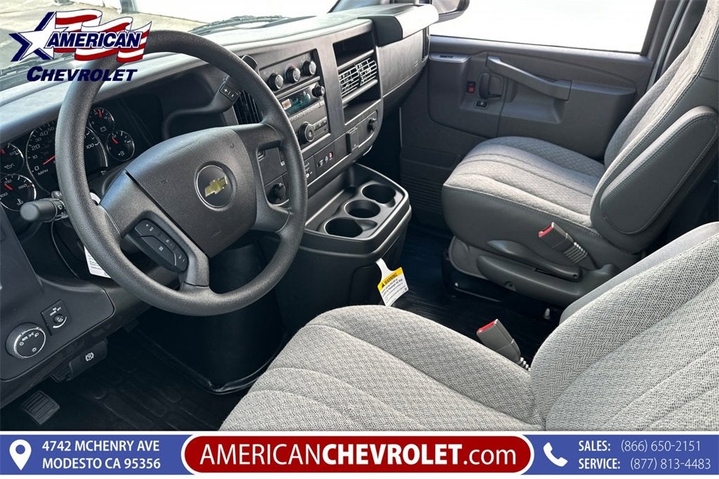 2025 Chevrolet Express Cargo 2500 WT