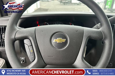 2025 Chevrolet Express Cargo 3500 WT