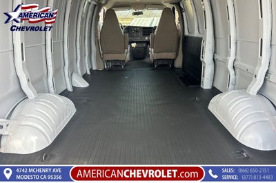 2025 Chevrolet Express Cargo WT