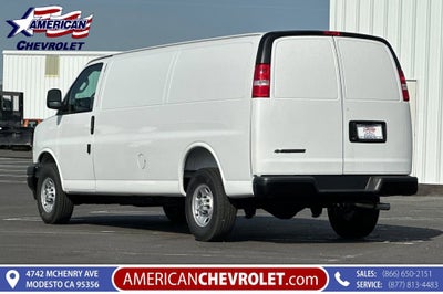2025 Chevrolet Express Cargo WT