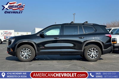 2025 GMC Acadia AT4