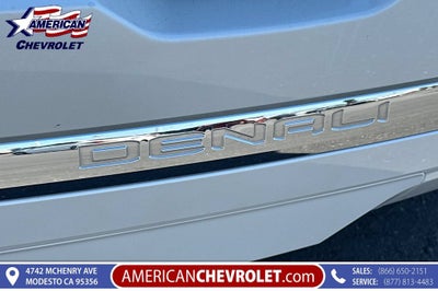 2020 GMC Acadia Denali