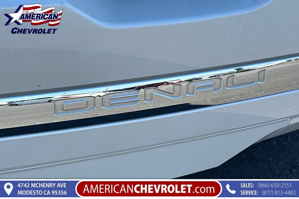 2020 GMC Acadia Denali