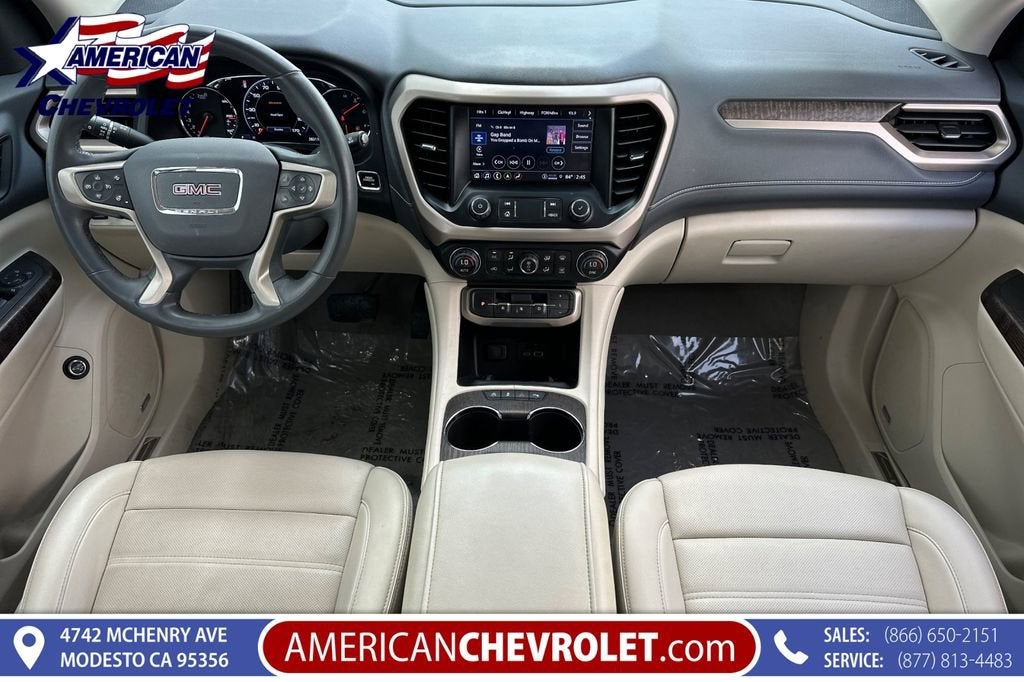 2023 GMC Acadia Denali