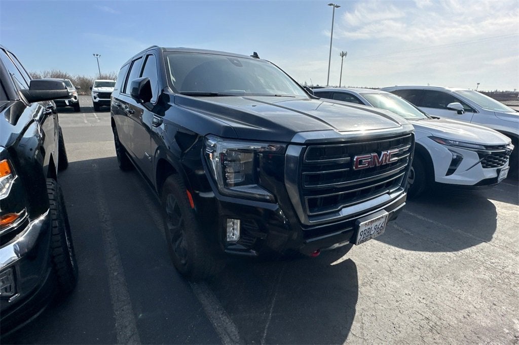 2022 GMC Yukon XL AT4