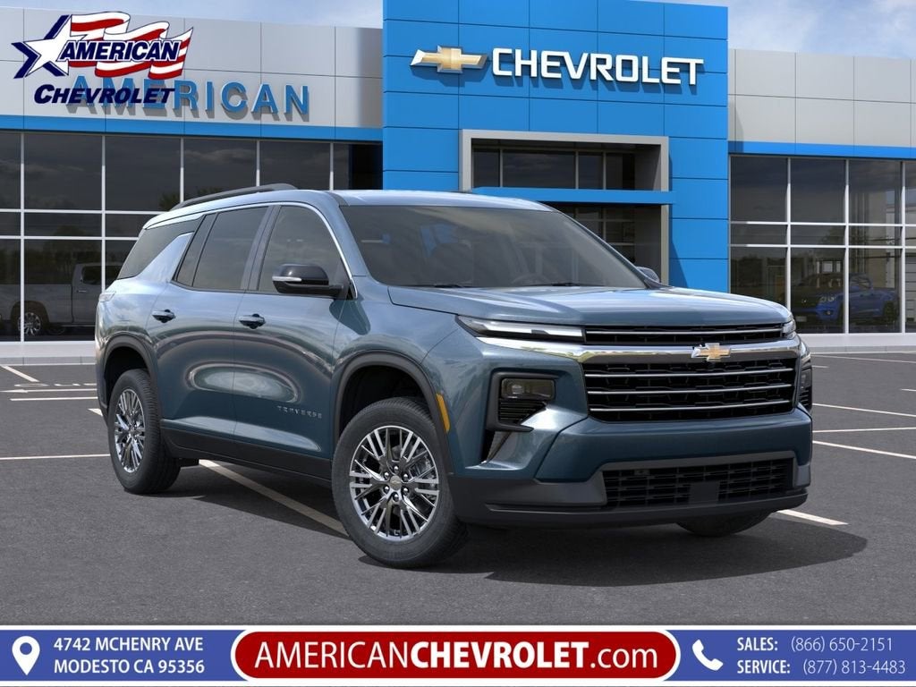 2026 Chevrolet Traverse FWD LT's photo