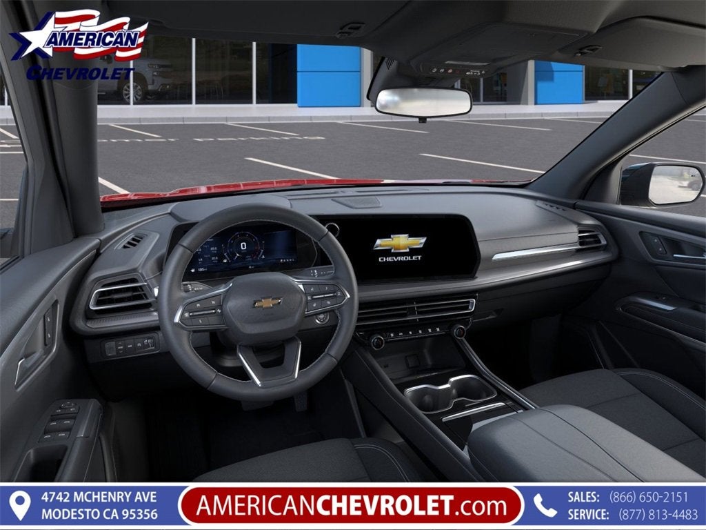 2025 Chevrolet Traverse LT