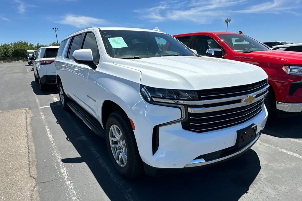 2023 Chevrolet Suburban LT