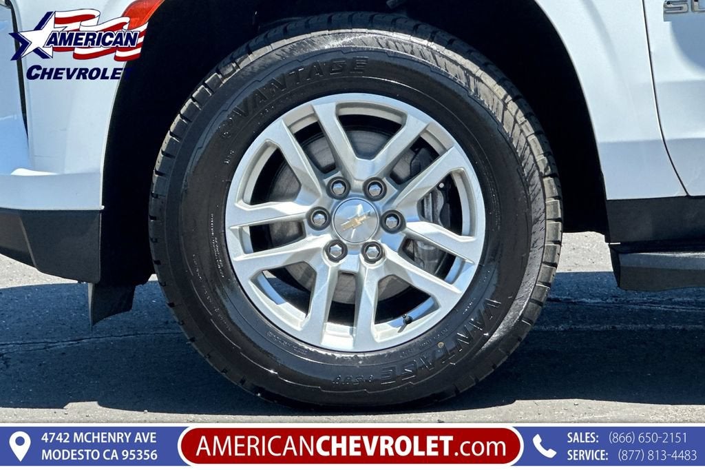 2023 Chevrolet Suburban LT