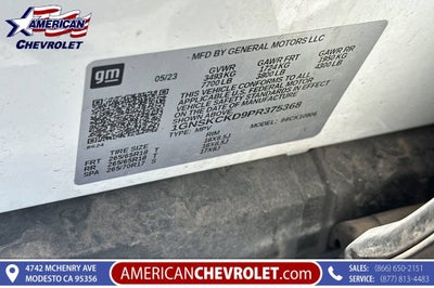 2023 Chevrolet Suburban LT