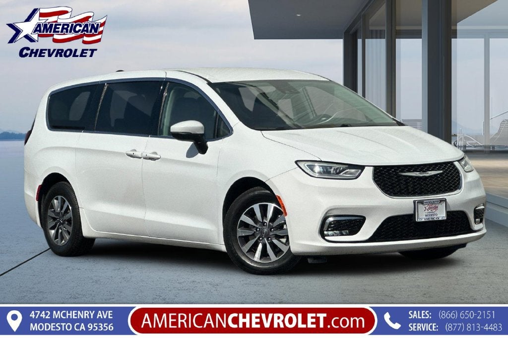 2023 Chrysler Pacifica Hybrid Touring L