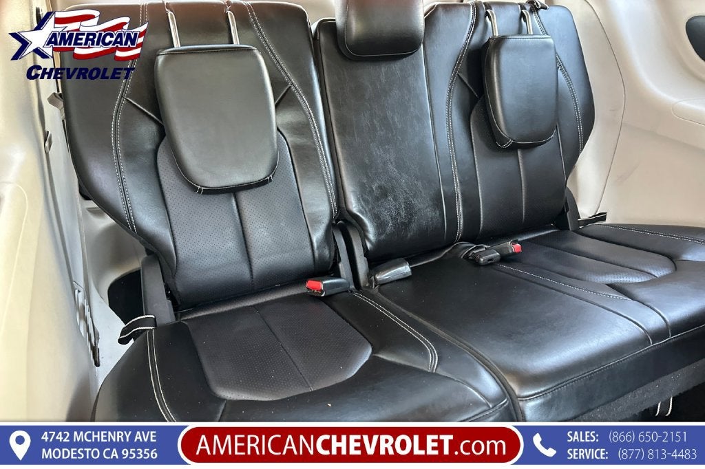 2023 Chrysler Pacifica Hybrid Touring L
