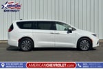 2023 Chrysler Pacifica Hybrid Touring L