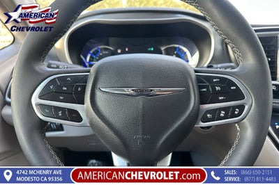 2023 Chrysler Pacifica Hybrid Touring L