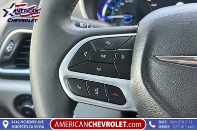 2023 Chrysler Pacifica Hybrid Touring L