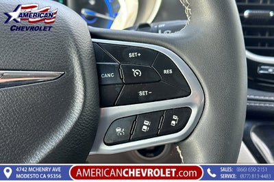 2023 Chrysler Pacifica Hybrid Touring L