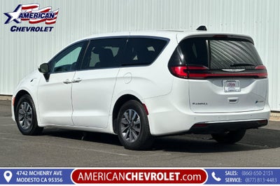 2023 Chrysler Pacifica Hybrid Touring L
