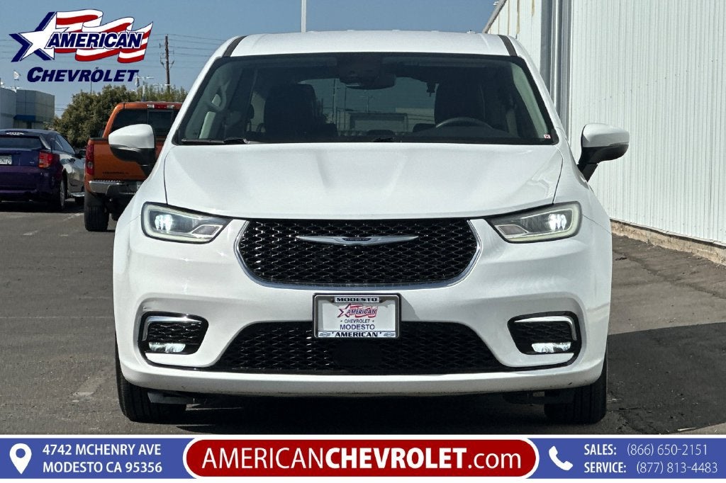 2023 Chrysler Pacifica Hybrid Touring L