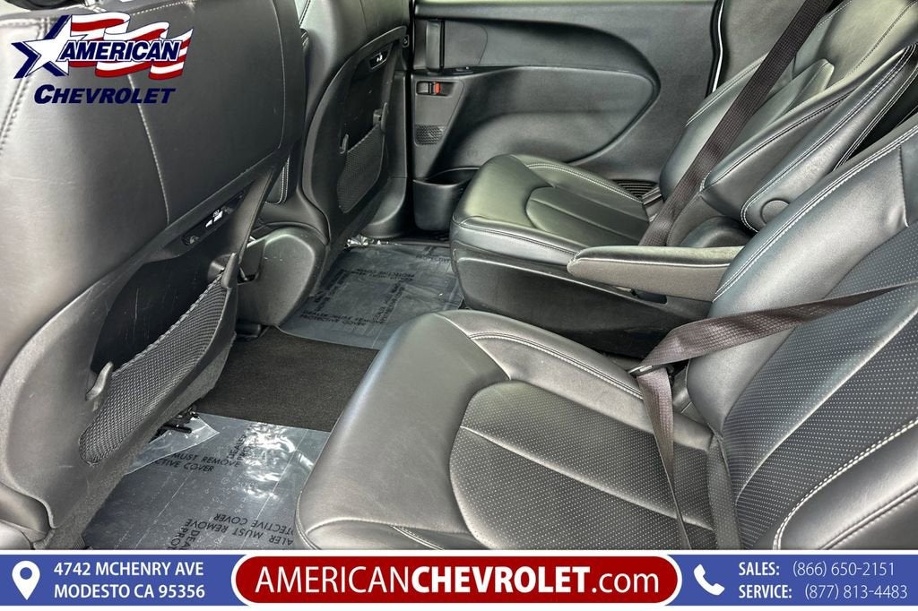 2024 Chrysler Pacifica Hybrid S Appearance Pkg
