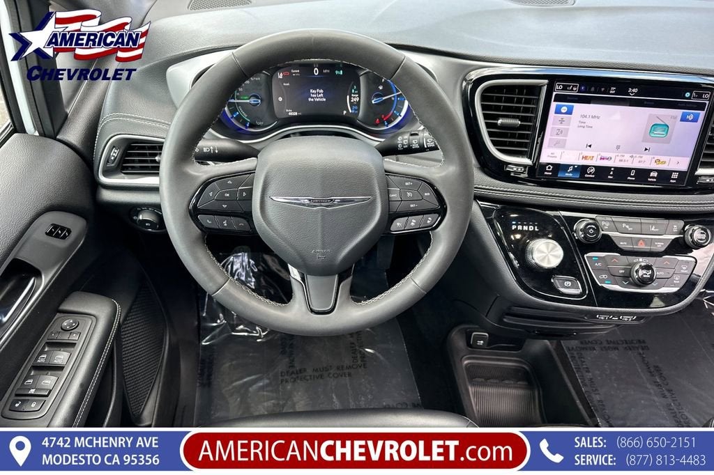 2024 Chrysler Pacifica Hybrid S Appearance Pkg