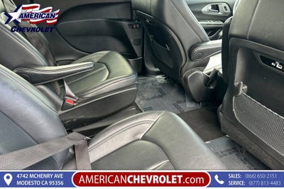 2024 Chrysler Pacifica Hybrid S Appearance Pkg