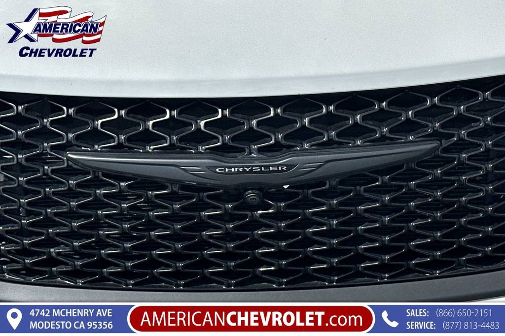 2024 Chrysler Pacifica Hybrid S Appearance Pkg