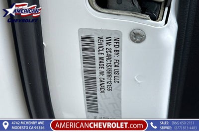 2024 Chrysler Pacifica Hybrid S Appearance Pkg
