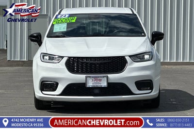 2024 Chrysler Pacifica Hybrid S Appearance Pkg