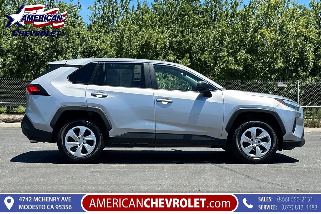 2023 Toyota RAV4 LE