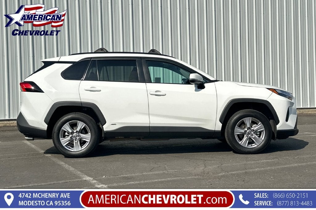 2022 Toyota RAV4 Hybrid XLE
