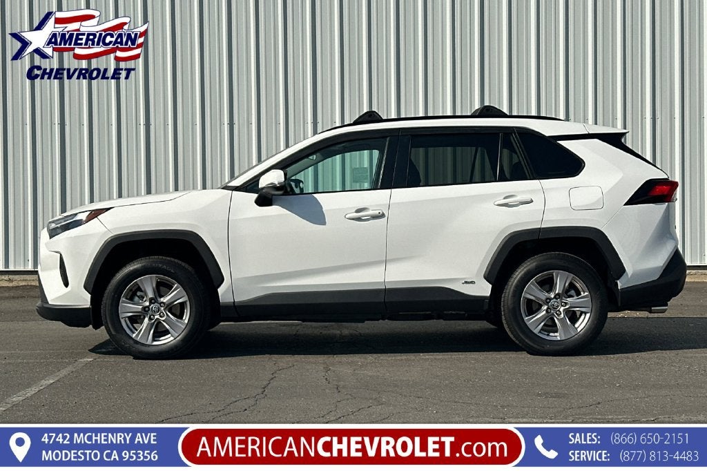2022 Toyota RAV4 Hybrid XLE