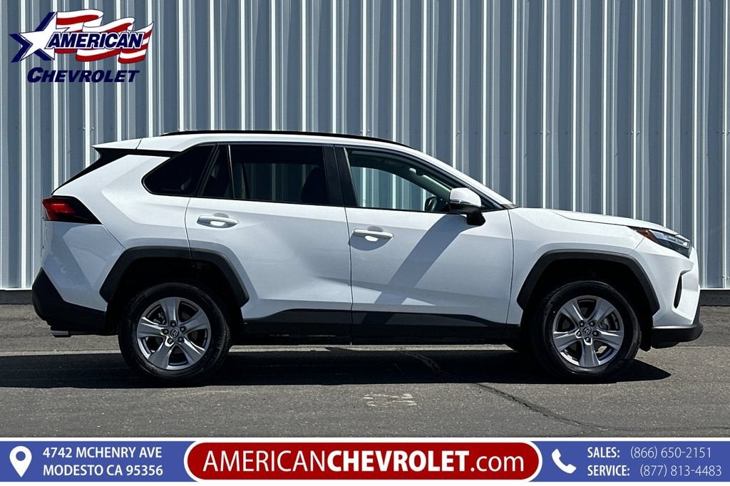 2025 Toyota RAV4 XLE