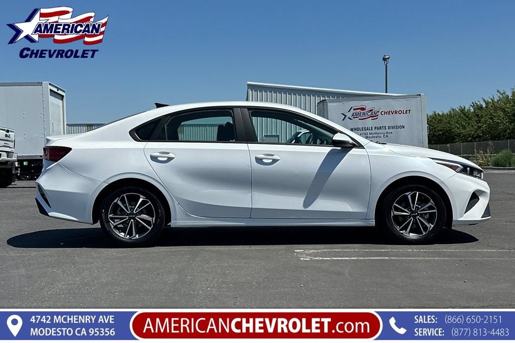 2023 Kia Forte LXS