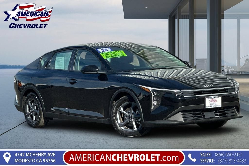 2026 Kia K4 LXS
