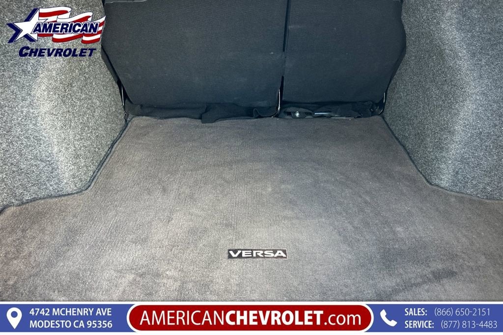 2025 Nissan Versa SV