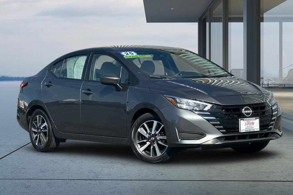 2025 Nissan Versa SV